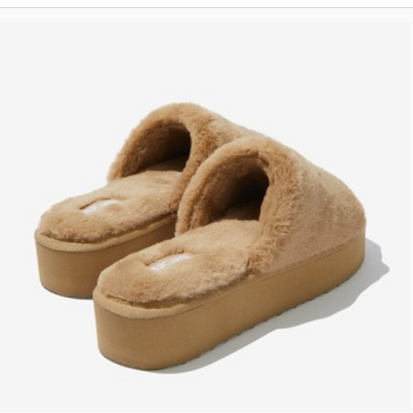 NWT Muk Luks Kirstey Slide Sz L (9-10) - Picture 2 of 7